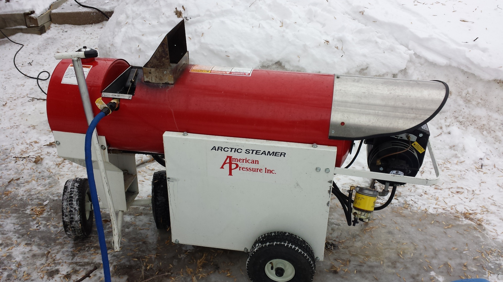 Arctic steamer ice dam removal equipment